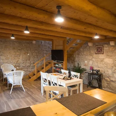 빌라 Sleeps 4 Pool