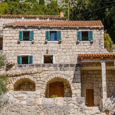 빌라 Sleeps 4 Pool